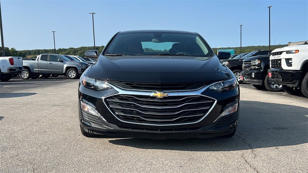 Used 2022 Chevrolet Malibu 1LT with VIN 1G1ZD5ST3NF137219 for sale in Waynesville, MO