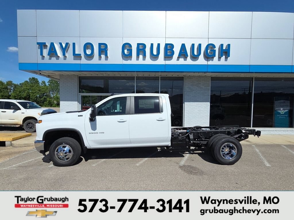 New 2026 Chevrolet Silverado 3500 HD Chassis Cab LT Truck