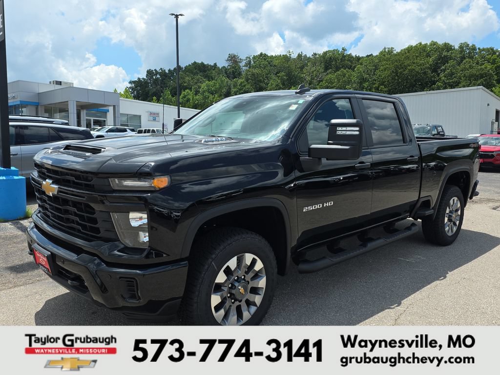 2026 Chevrolet Silverado 2500 HD Custom - Photo 4