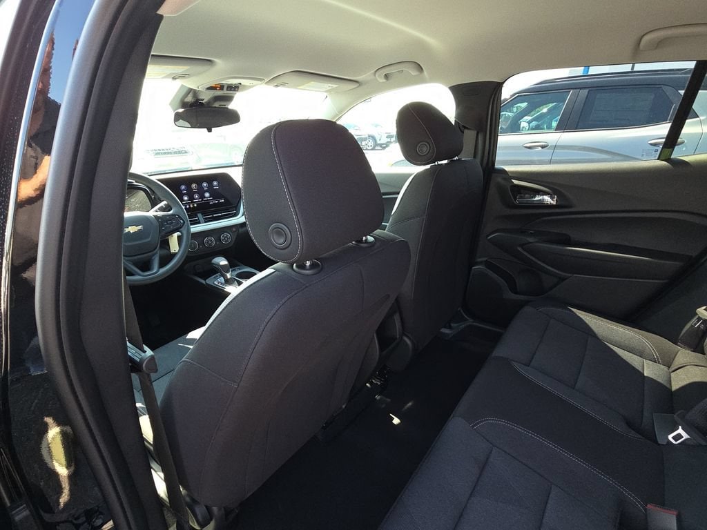 2026 Chevrolet Trax LS - Photo 27