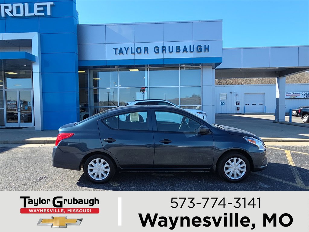 2017 Nissan Versa Sedan S