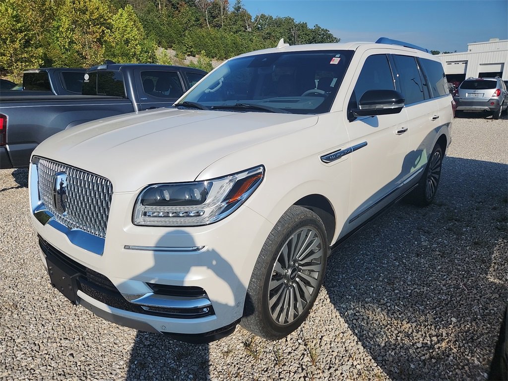 2018 Lincoln Navigator Reserve photo 3