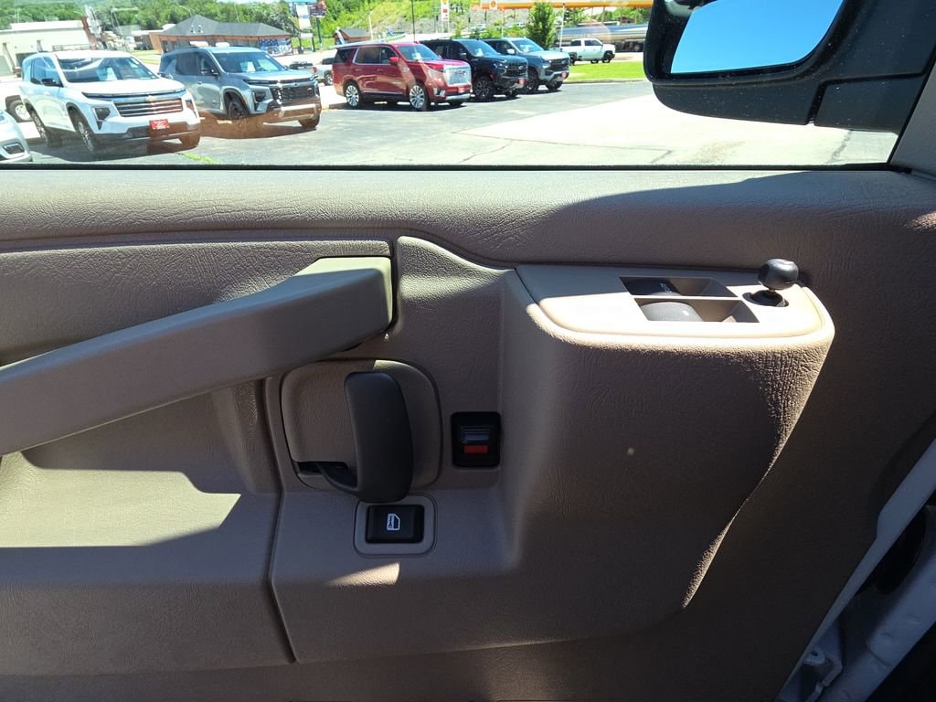 2026 Chevrolet Express Cargo Work Van - Photo 13