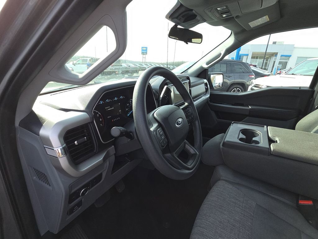 2022 Ford F-150 XL - Photo 15