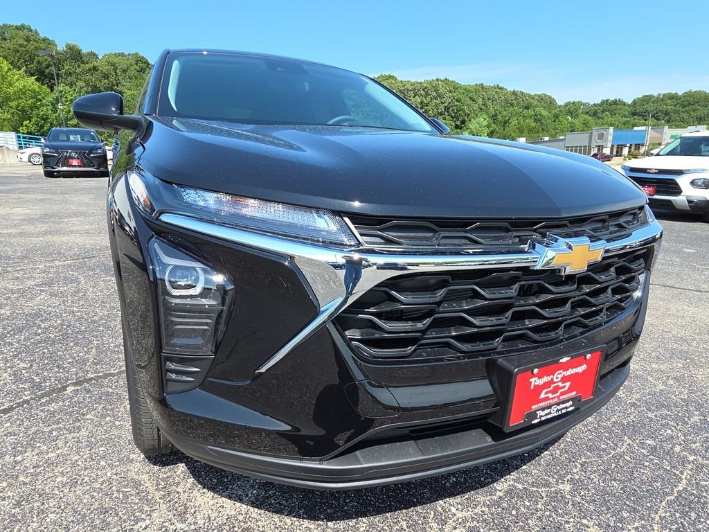 2026 Chevrolet Trax LS - Photo 11