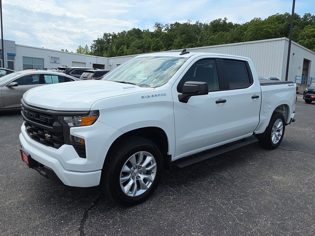 New 2026 Chevrolet Silverado 1500 Custom Truck