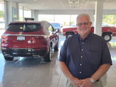 Staff member JOHN GRUBAUGH from ID_b7bd3ac8dbc5