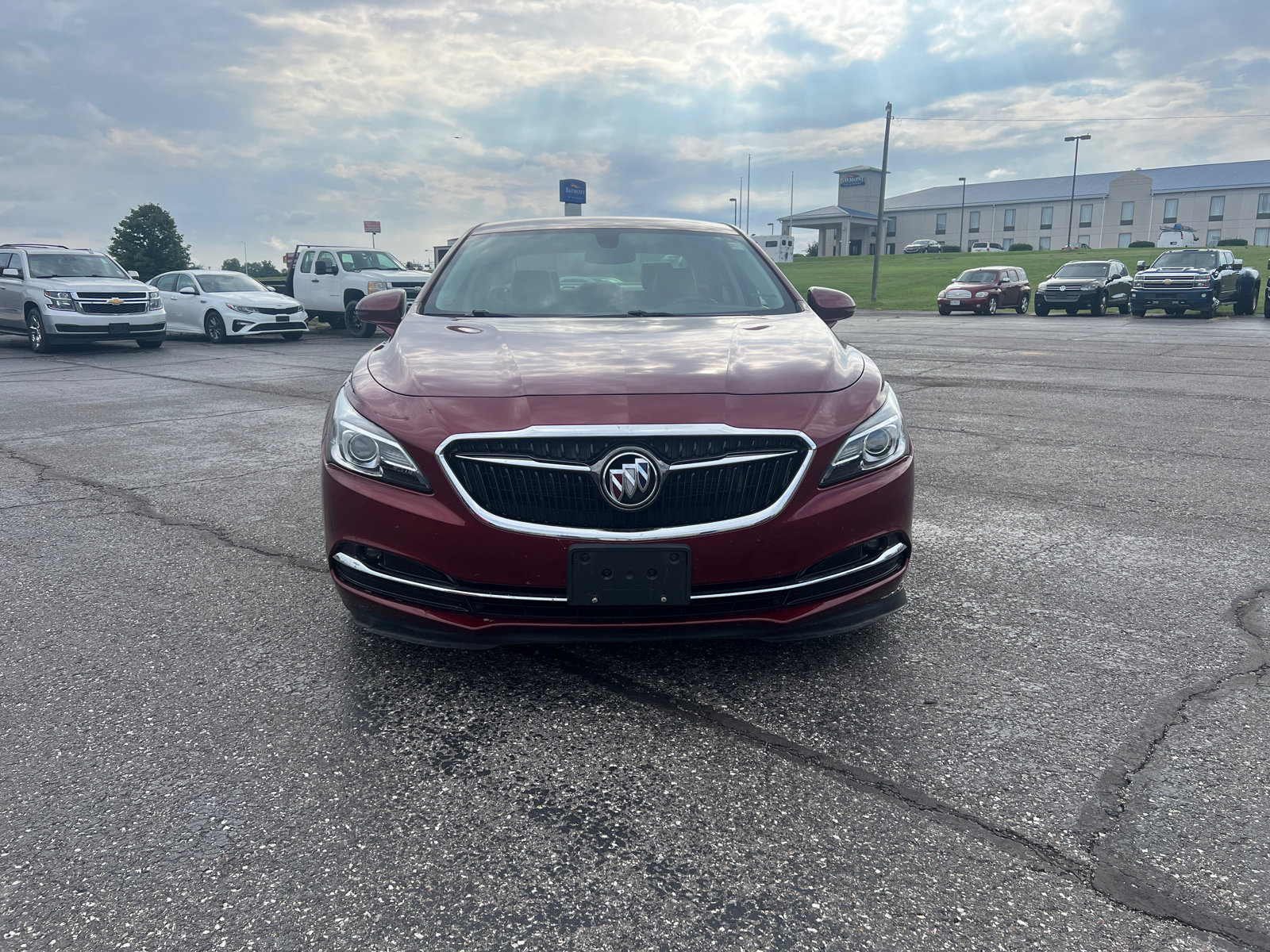 Used 2017 Buick LaCrosse Essence with VIN 1G4ZP5SS4HU130054 for sale in West Plains, MO