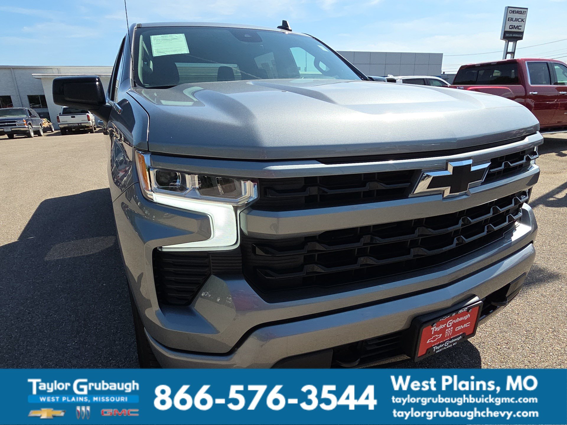 2023 Chevrolet Silverado 1500 RST - Photo 12