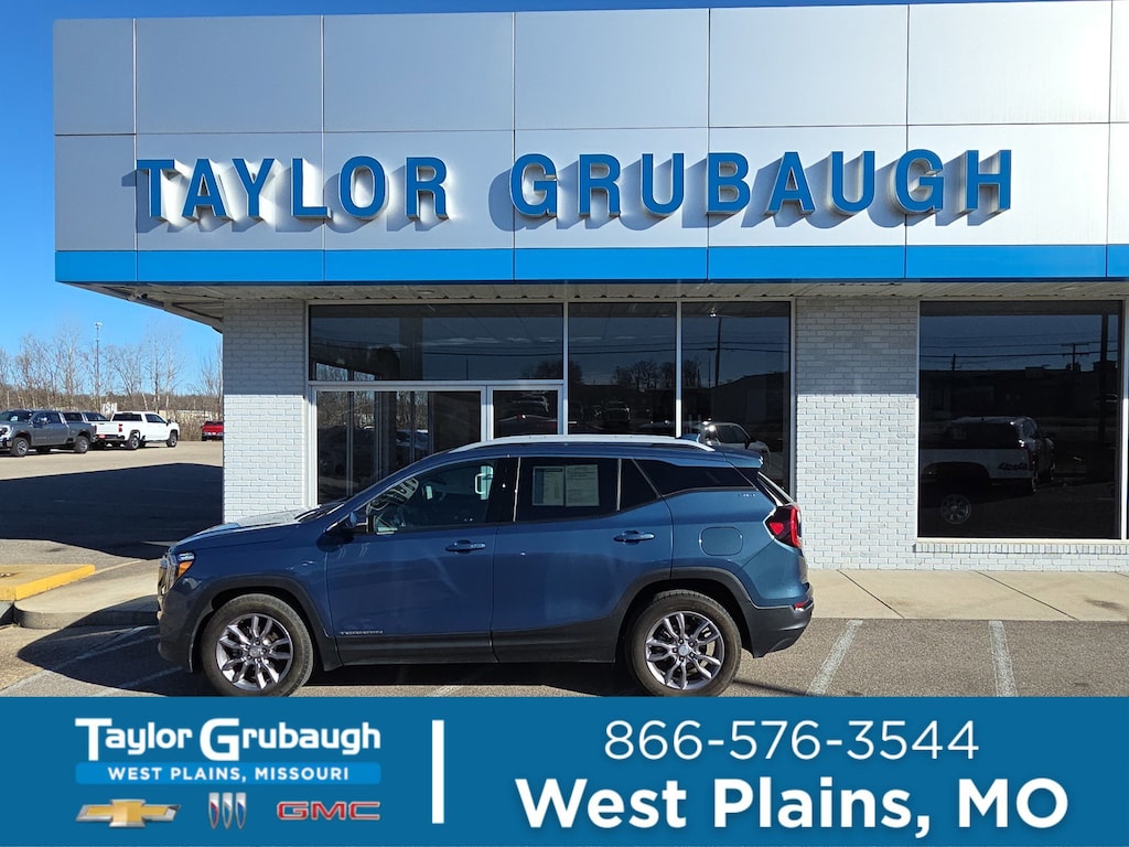 Used 2024 GMC Terrain SLT SUV