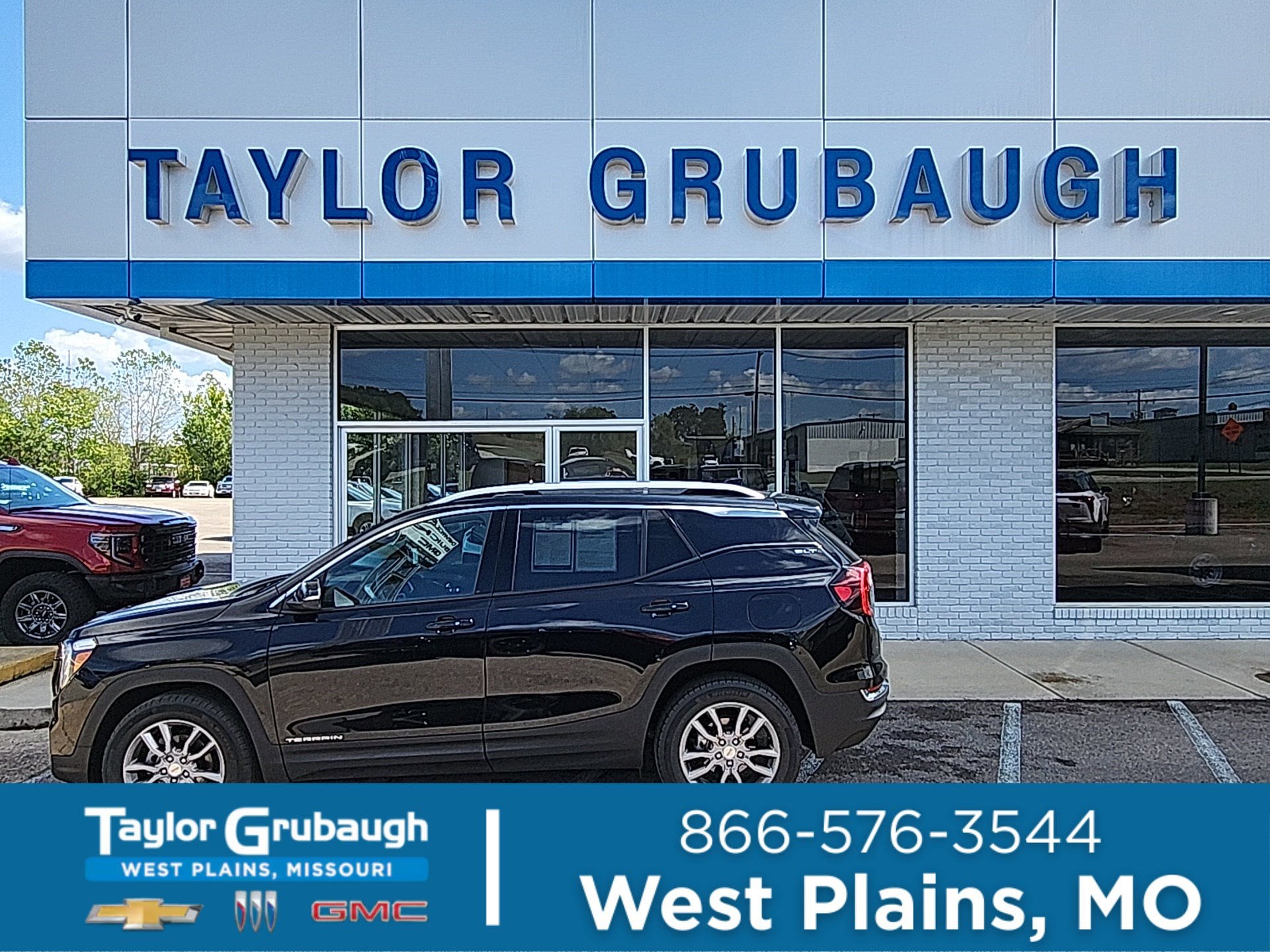 2024 GMC Terrain SLT's photo