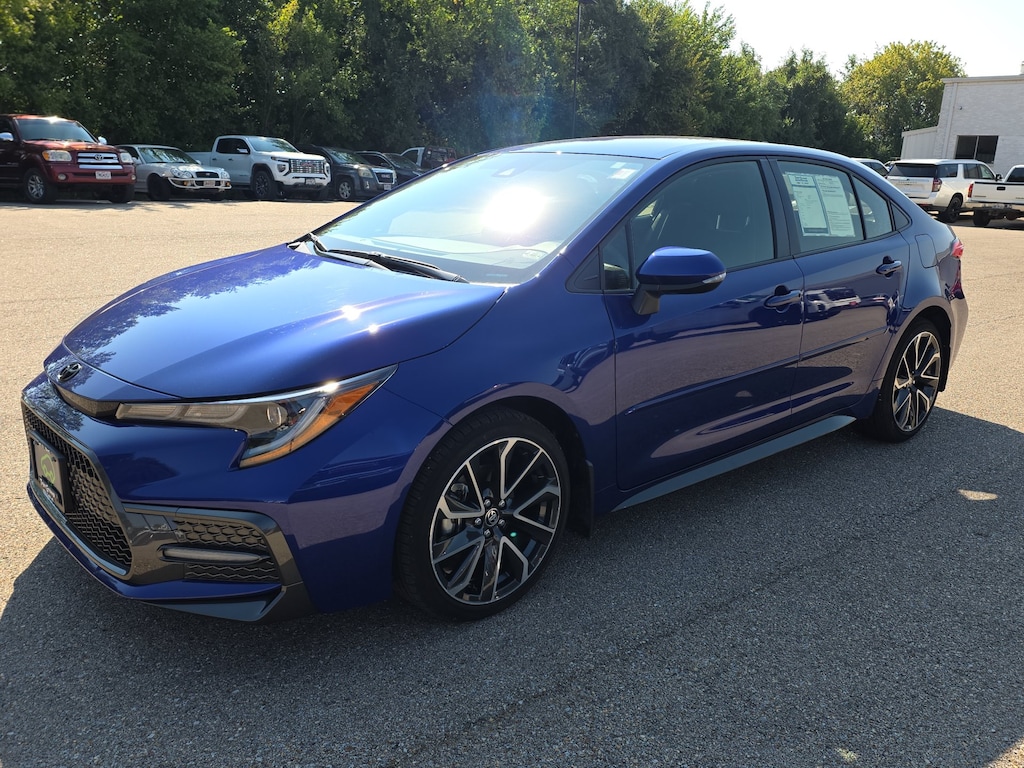 Used 2022 Toyota Corolla SE Sedan