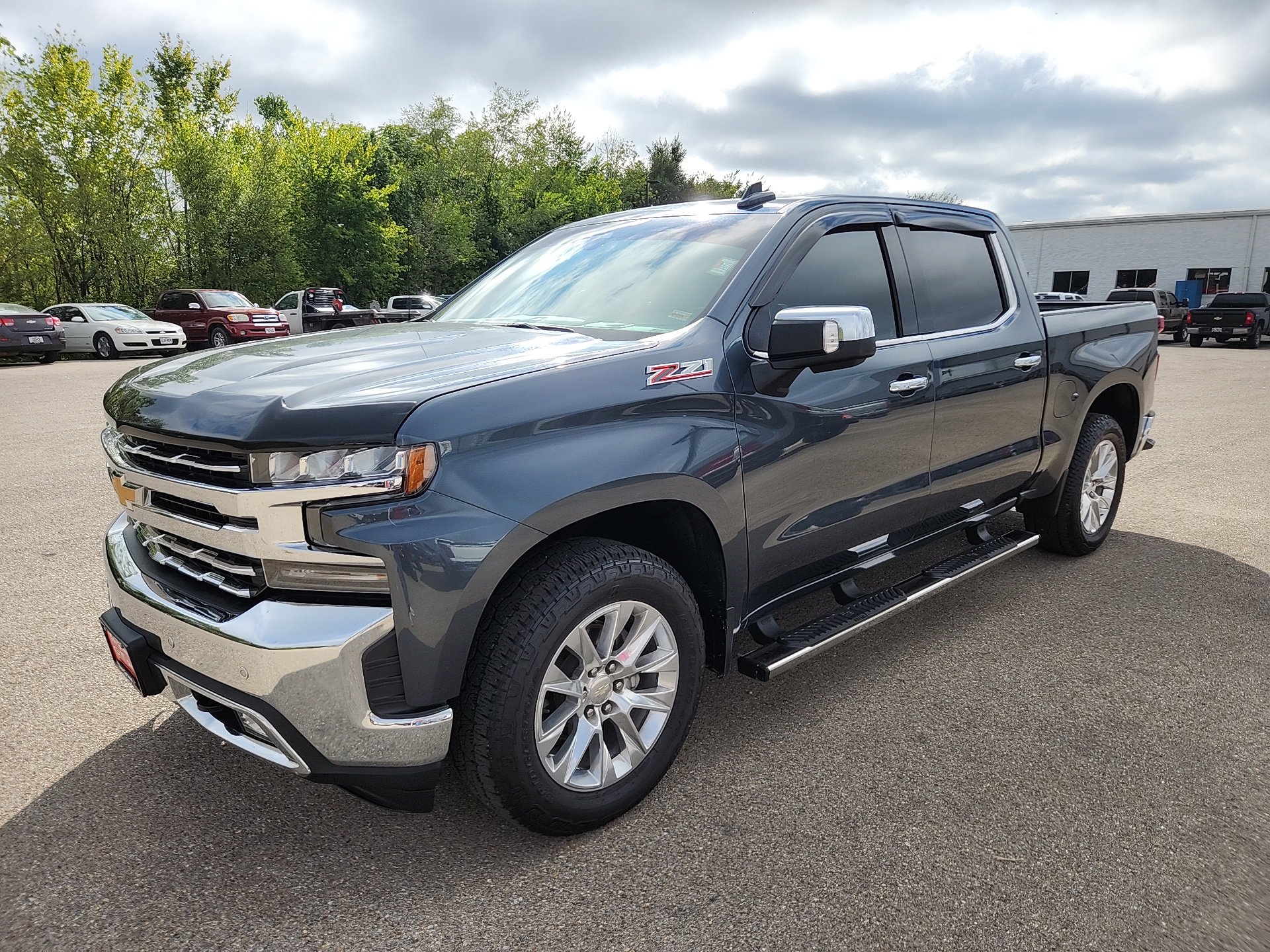 2019 Chevrolet Silverado 1500 LTZ photo 4
