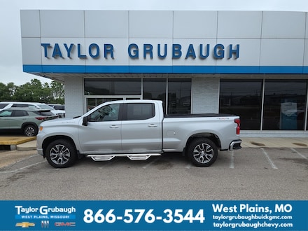 2022 Chevrolet Silverado 1500 RST Truck