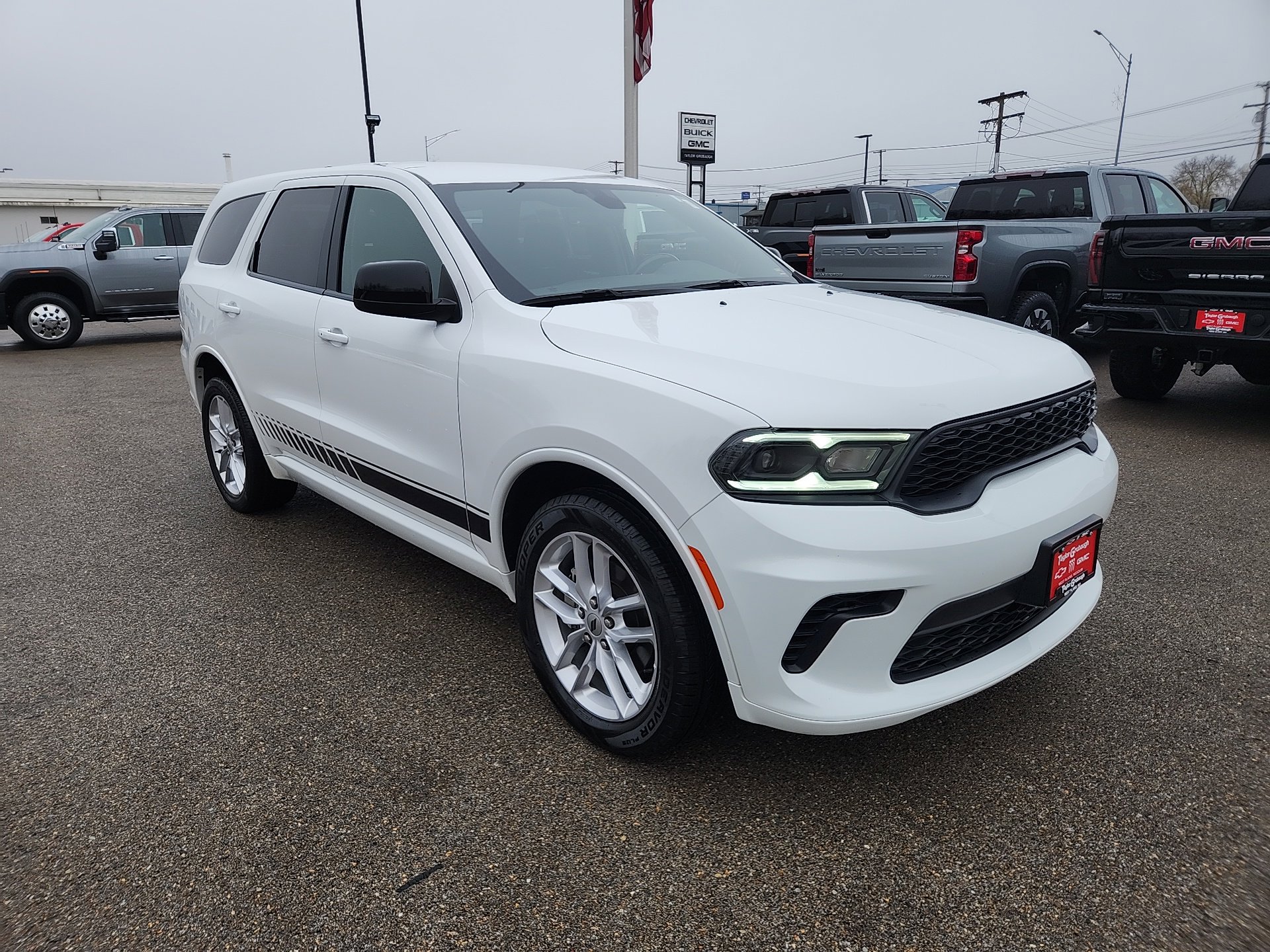 2023 Dodge Durango GT photo 2