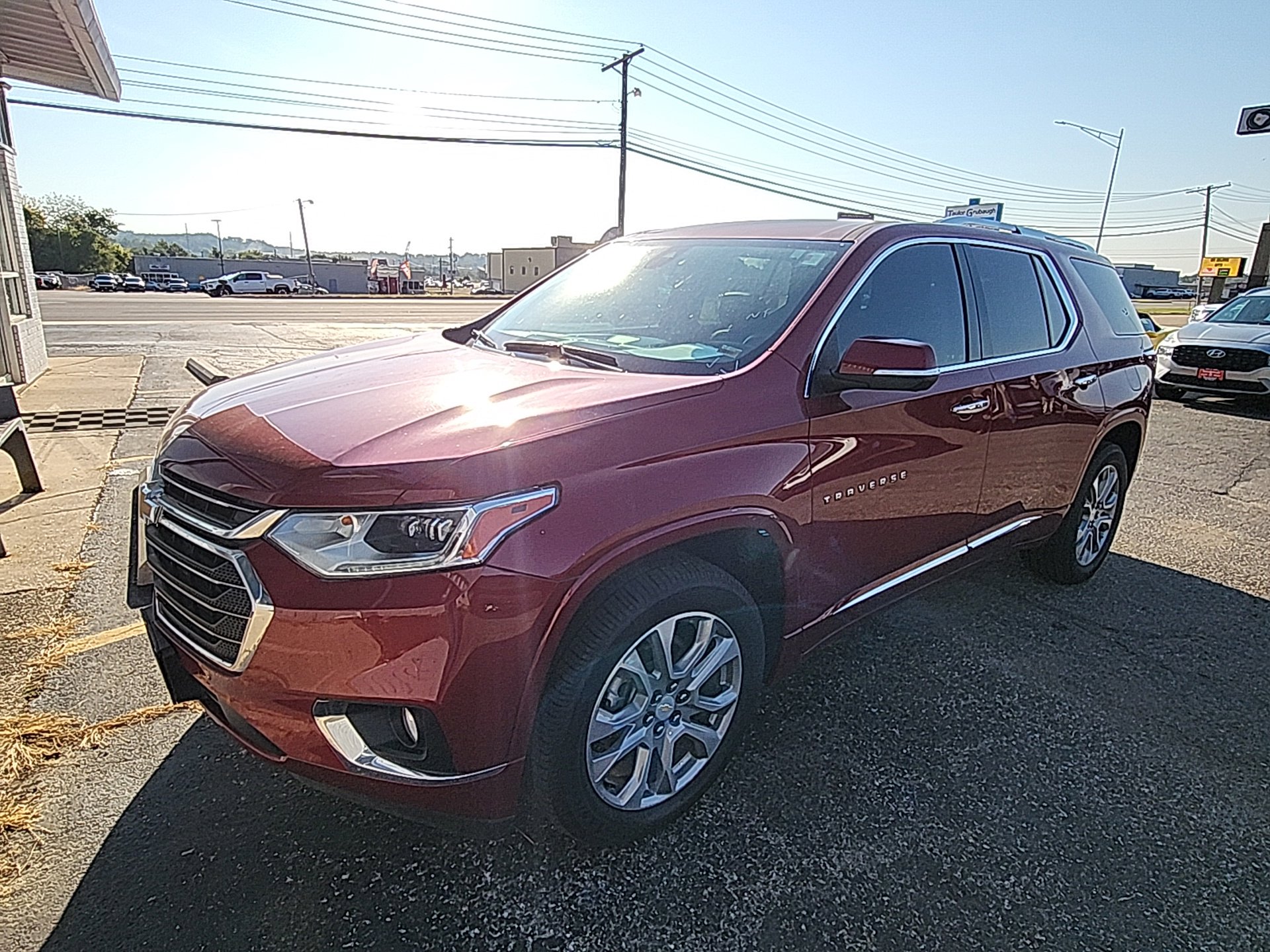 2021 Chevrolet Traverse Premier photo 3