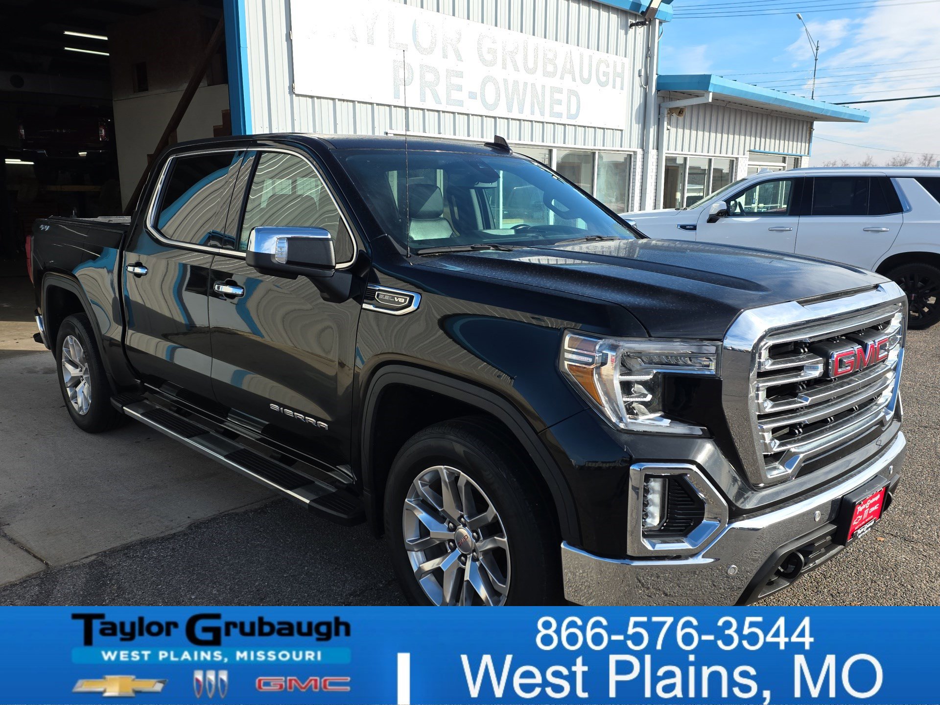 2019 GMC Sierra 1500 SLT's photo