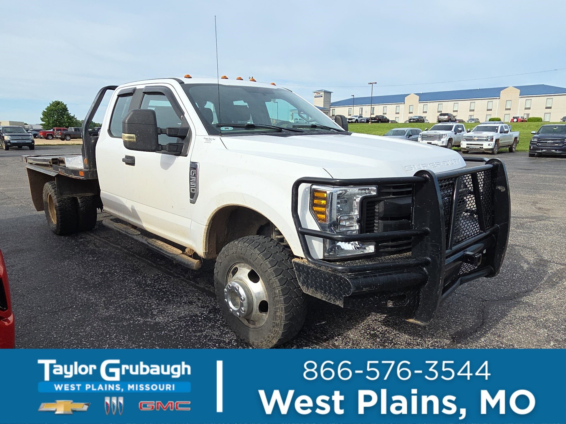 2019 Ford F-350 XL 4x4 SuperCab 168-In DRW's photo