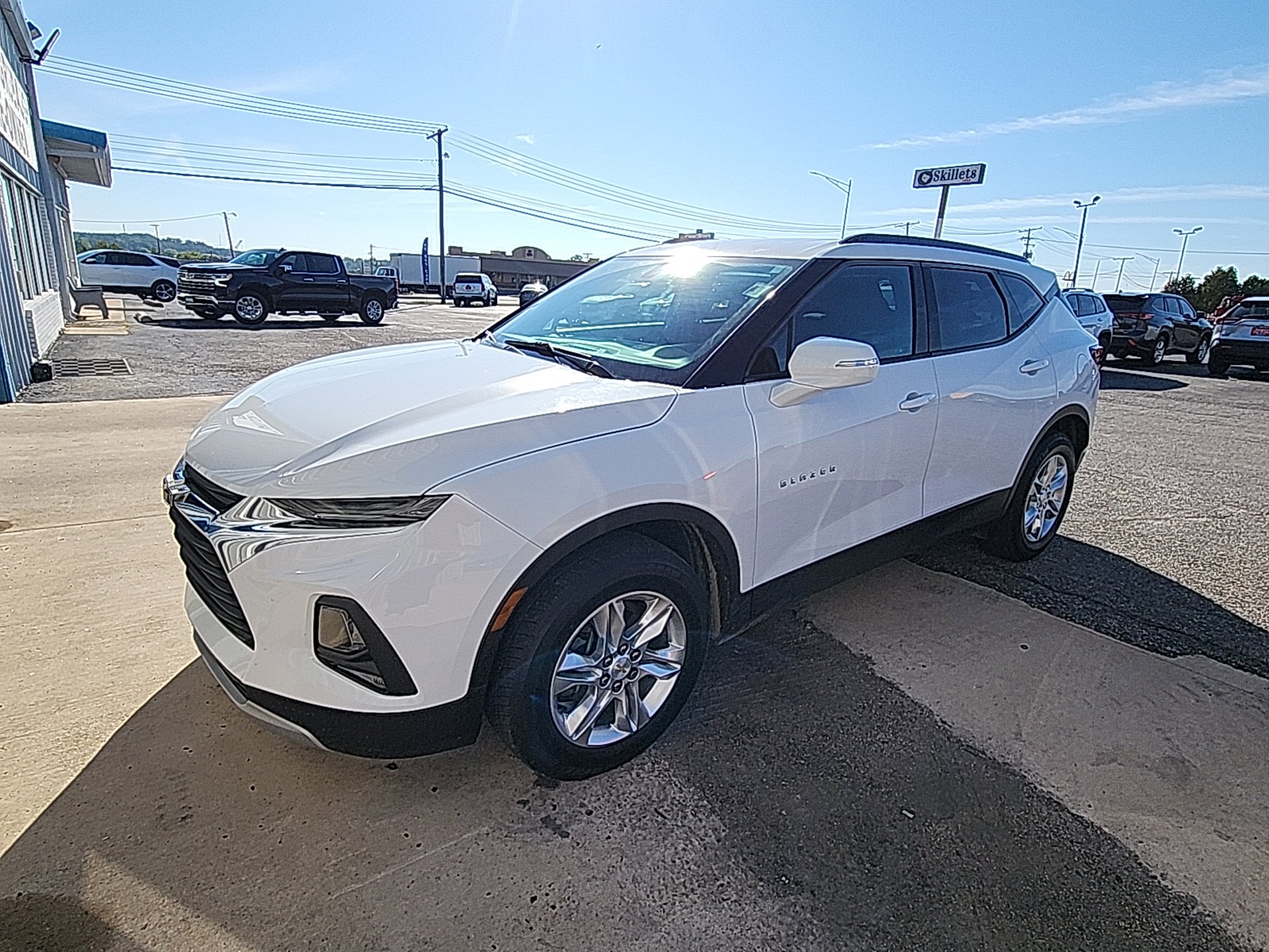2020 Chevrolet Blazer 2LT photo 2