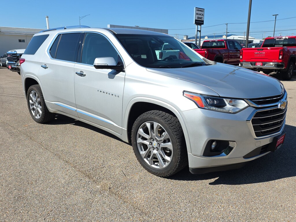 Used 2019 Chevrolet Traverse Premier SUV