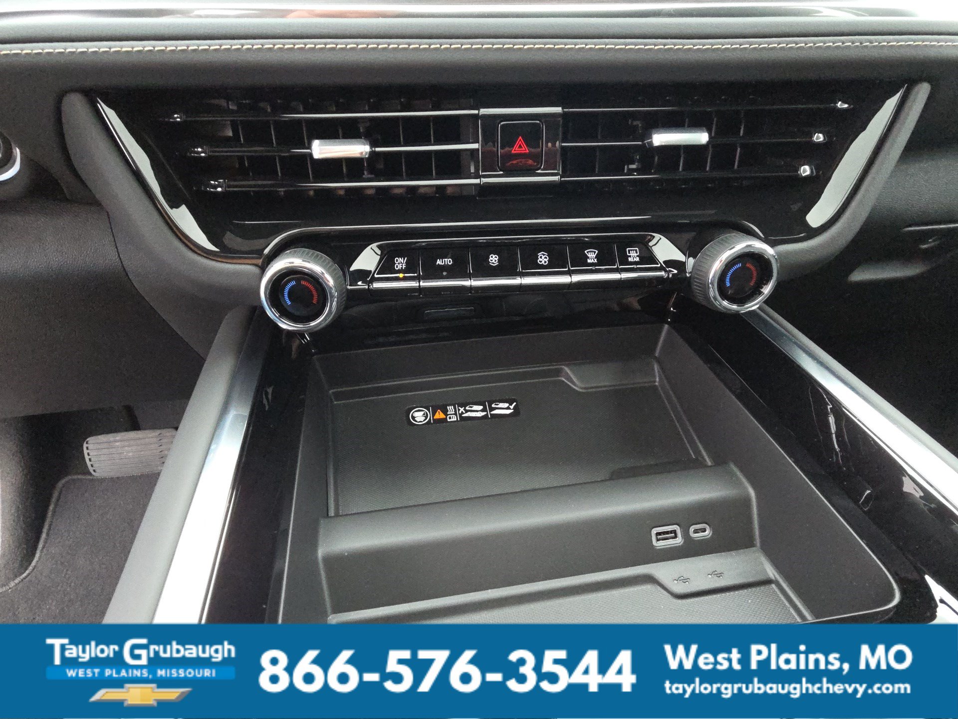 2026 Chevrolet Tahoe Premier - Photo 23