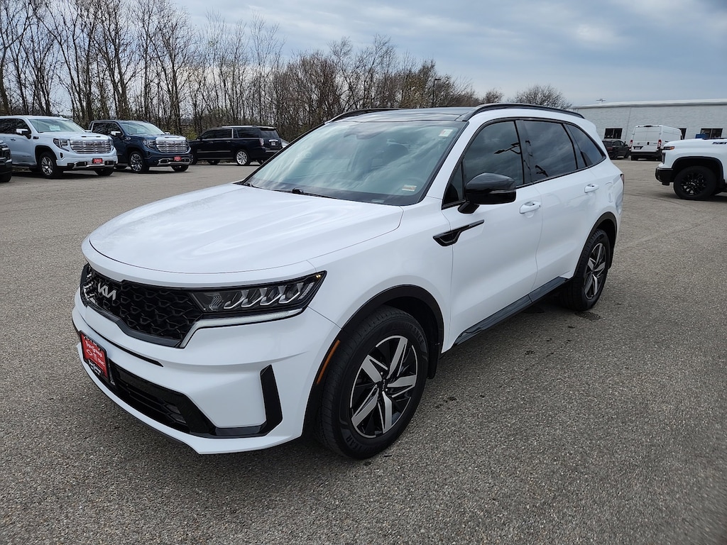 Used 2022 Kia Sorento EX