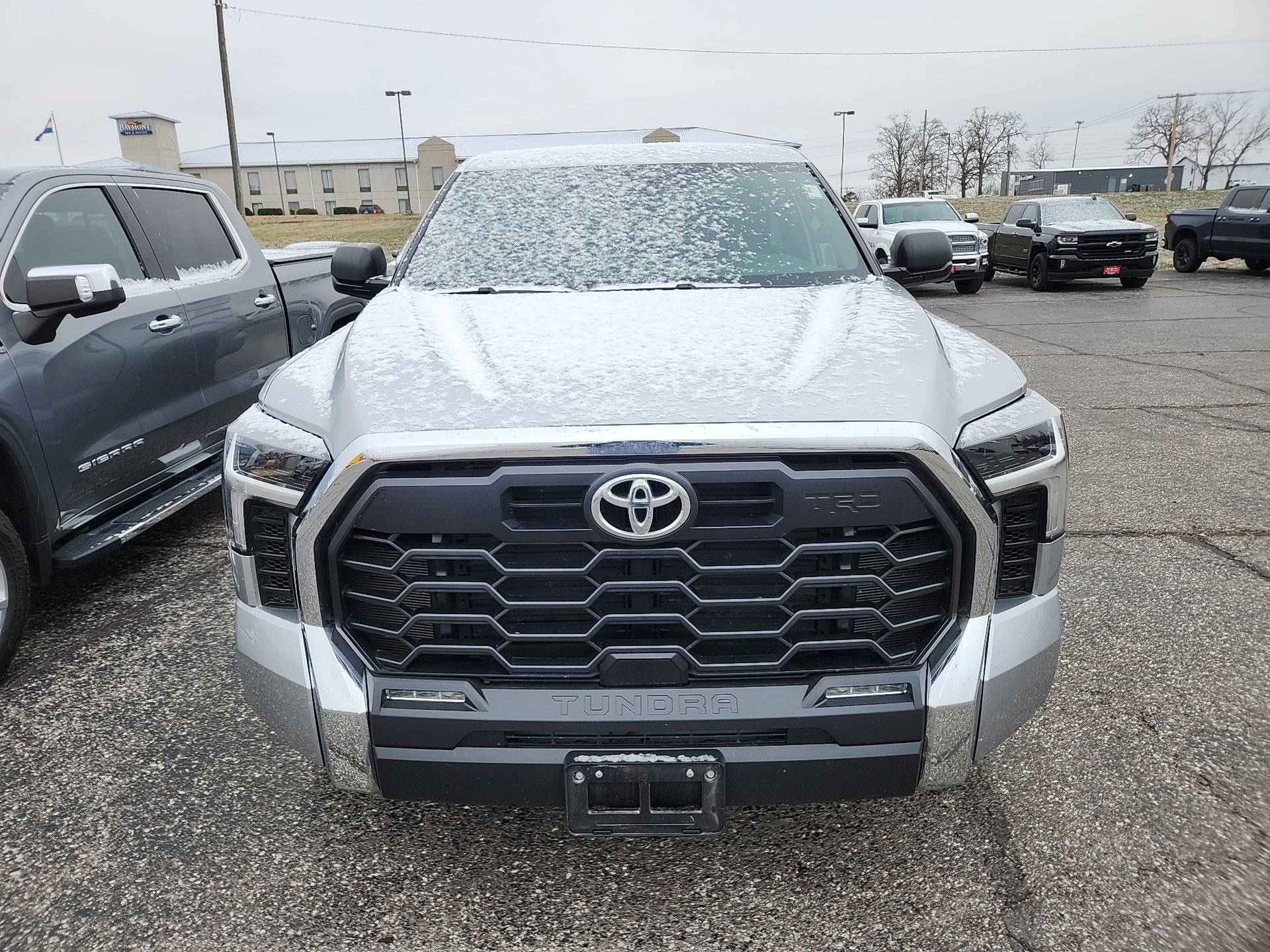 2025 Toyota Tundra SR5 photo 2
