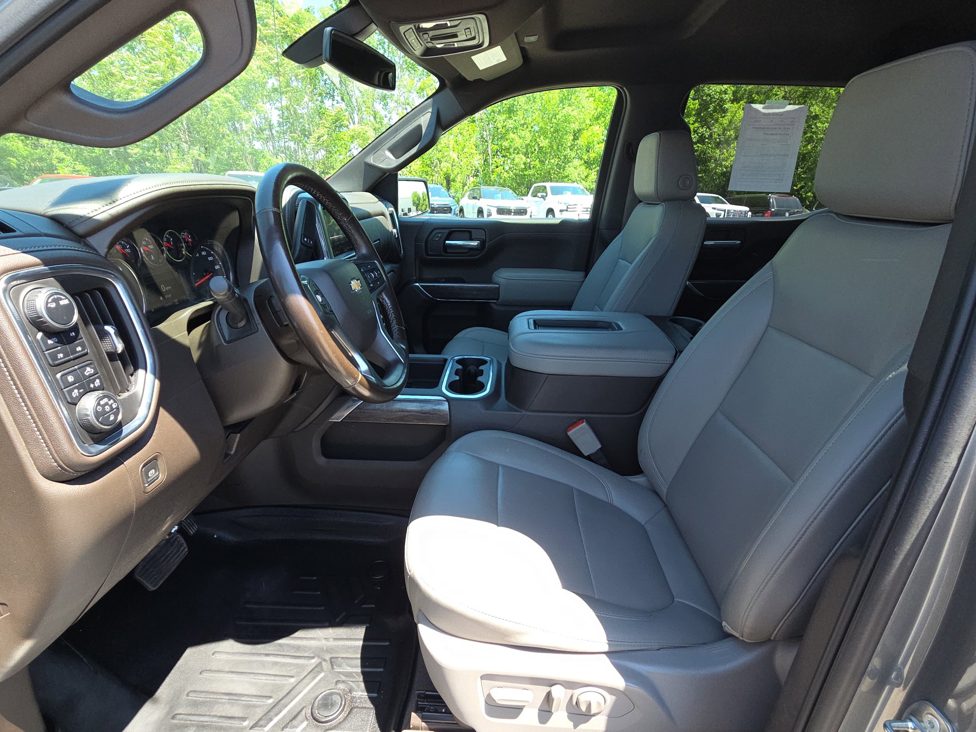 2021 Chevrolet Silverado 1500 LTZ - Photo 17