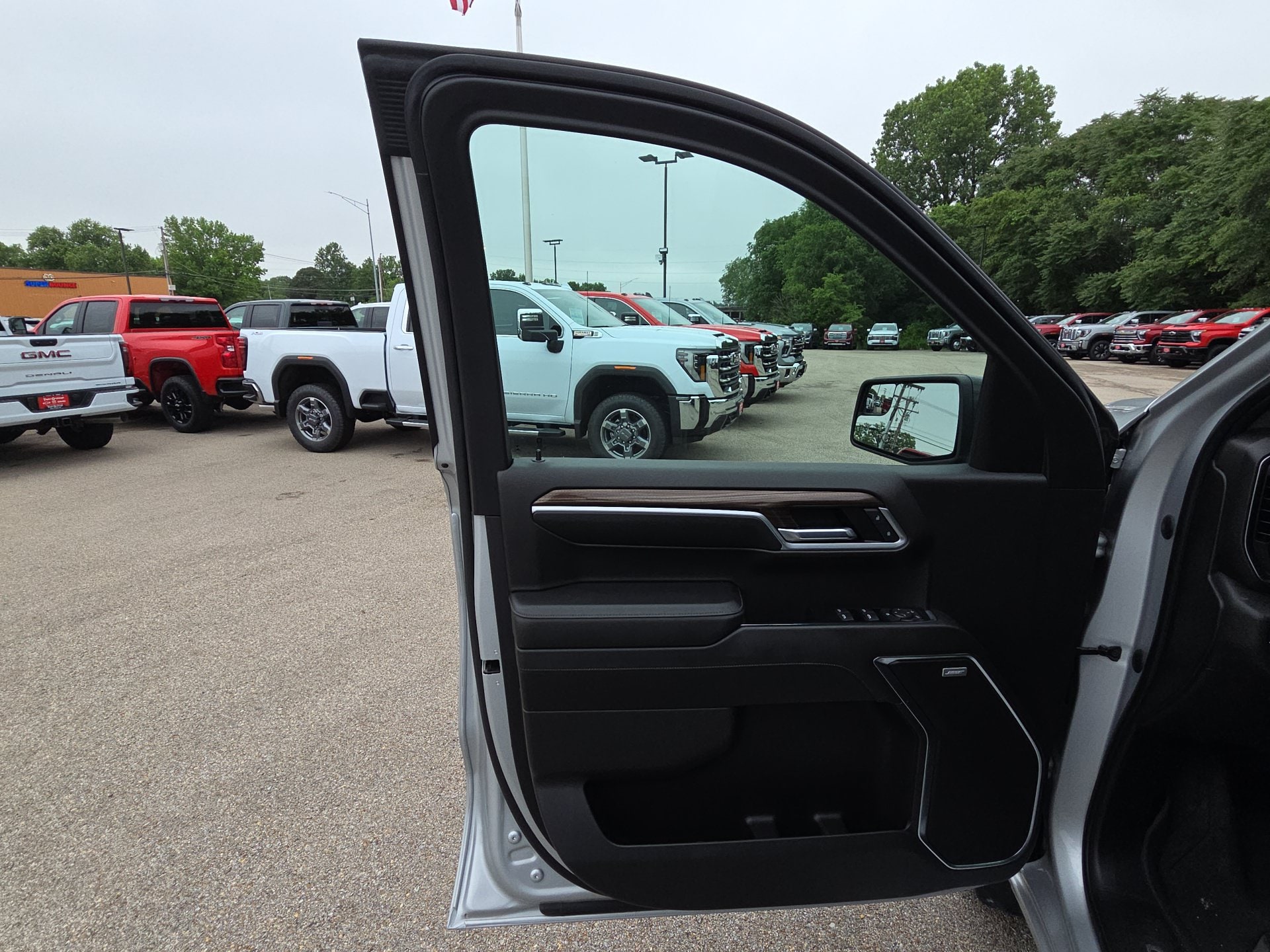 2022 Chevrolet Silverado 1500 RST - Photo 14