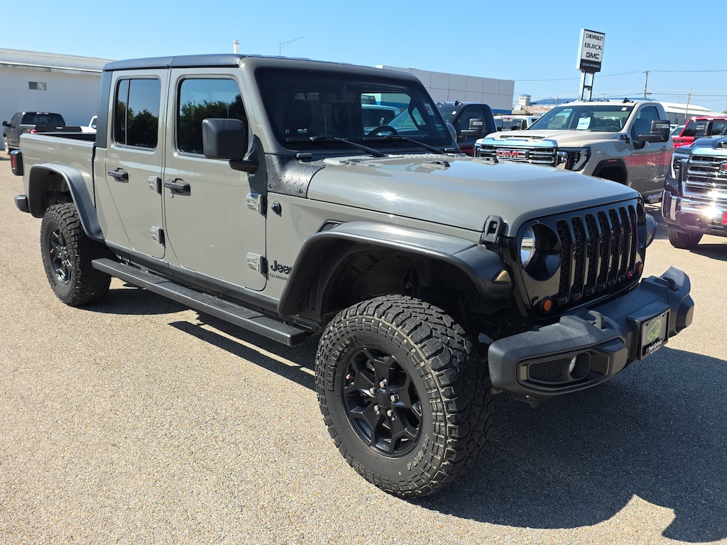 Used 2022 Jeep Gladiator Altitude 4x4 Truck