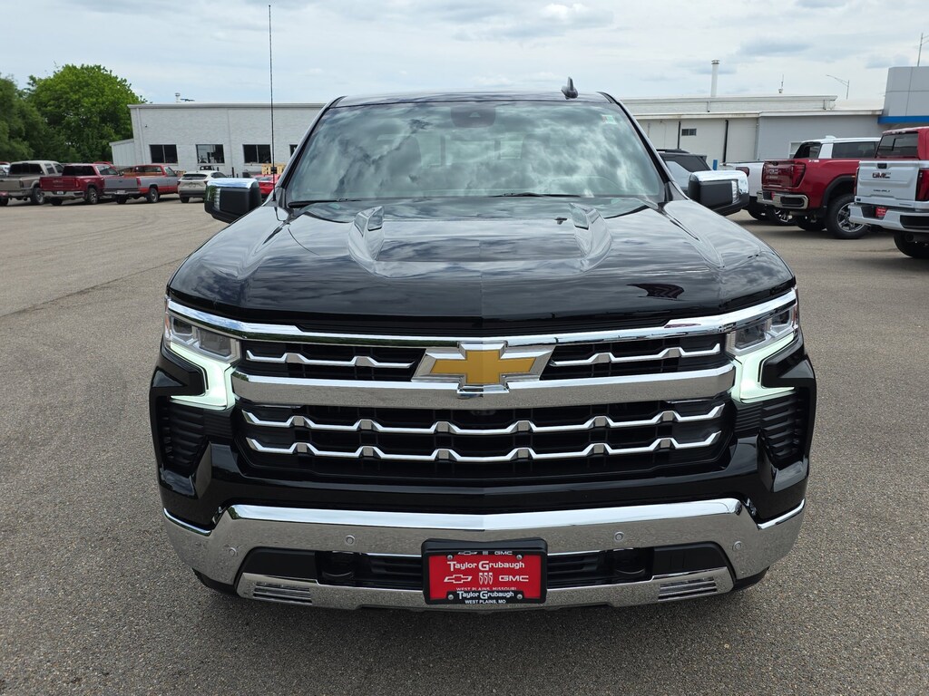 New 2026 Chevrolet Silverado 1500 LTZ Truck