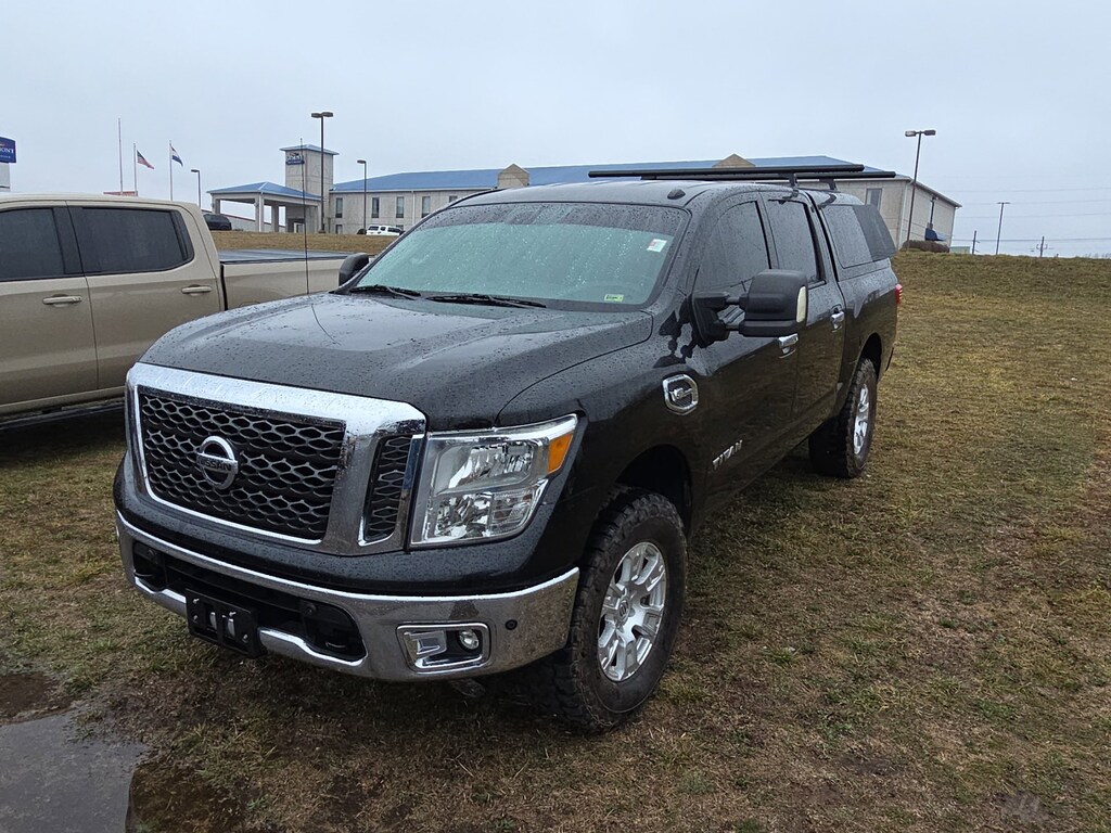 Used 2017 Nissan Titan SV