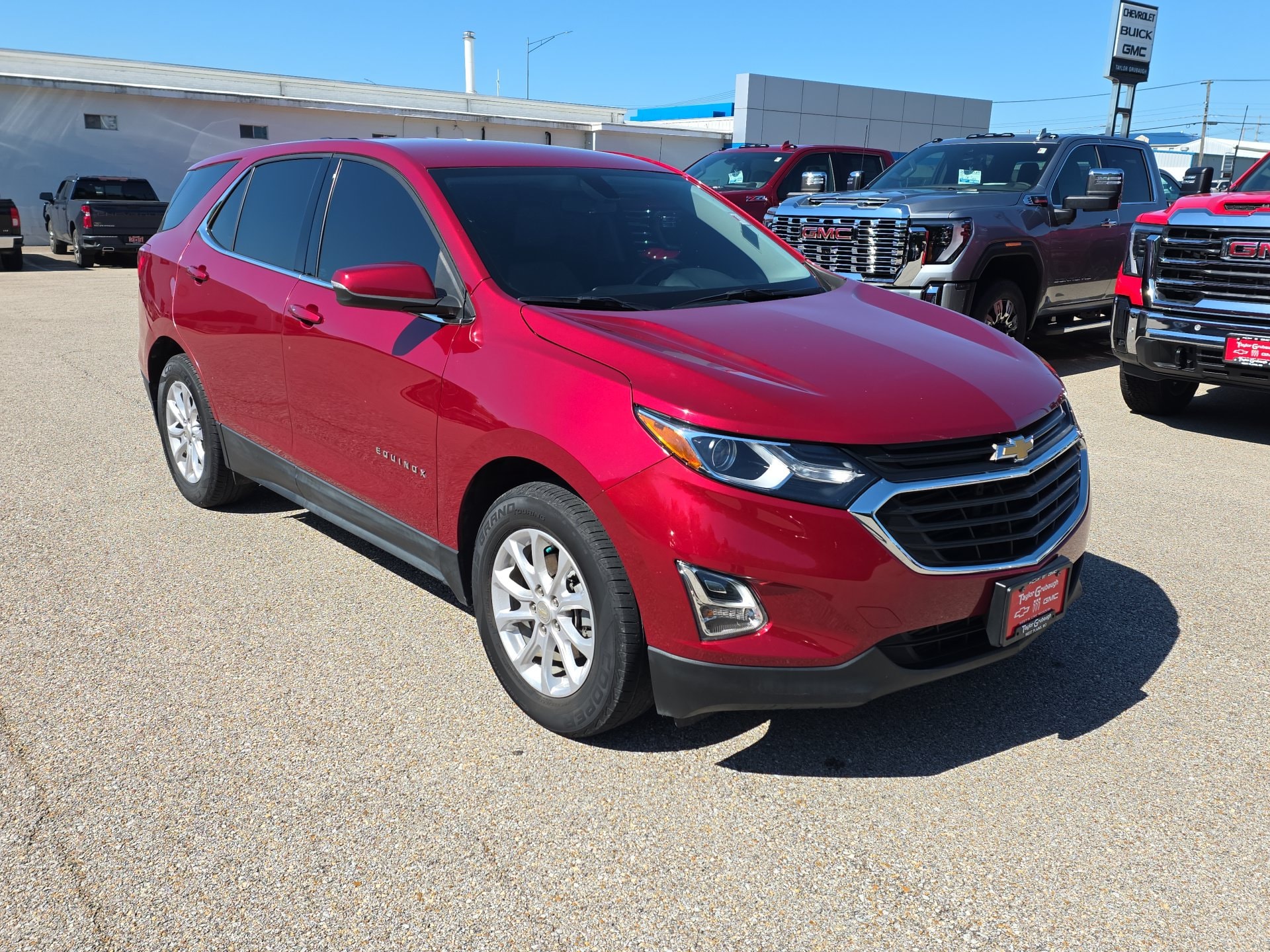 Used 2019 Chevrolet Equinox LT with VIN 3GNAXKEV2KS656641 for sale in West Plains, MO