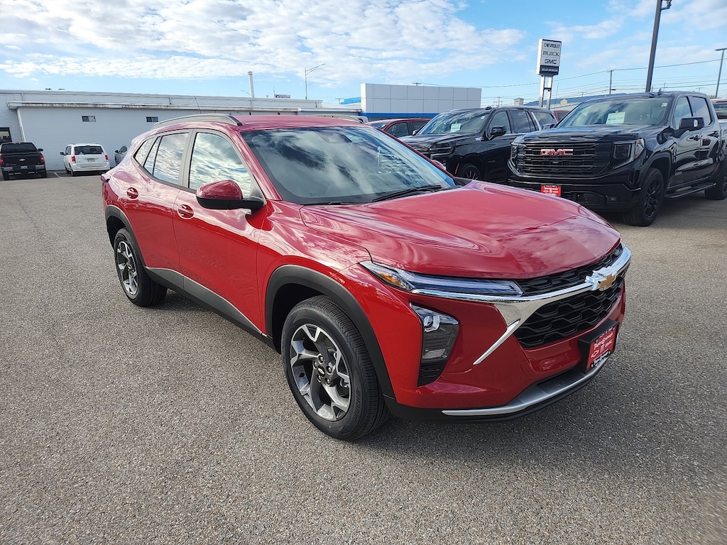 New 2026 Chevrolet Trax LT SUV