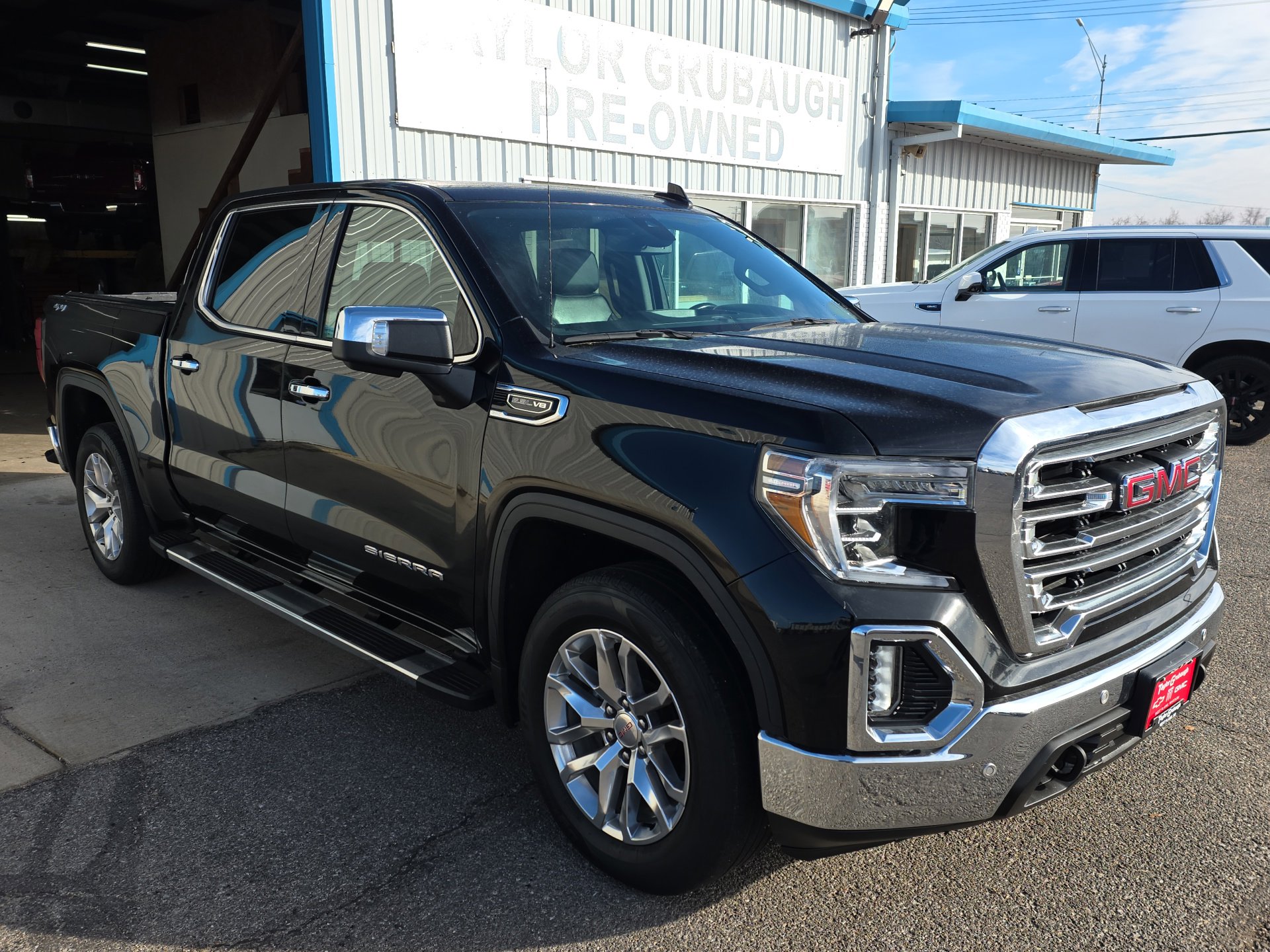 2019 GMC Sierra 1500 SLT's photo