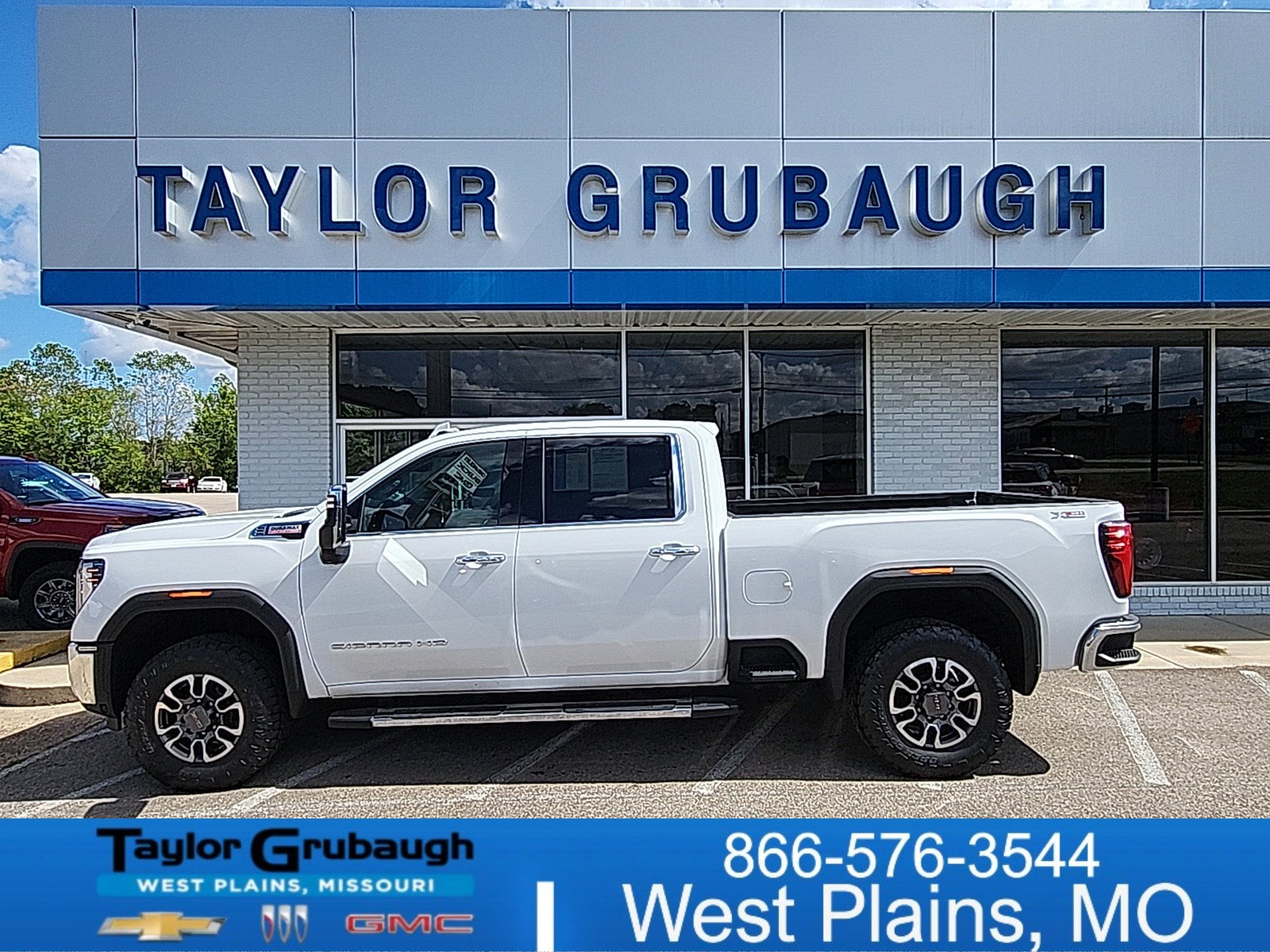 2024 GMC Sierra 3500HD SLT's photo