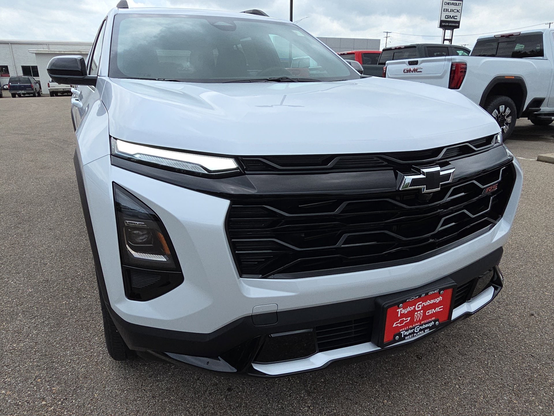 2026 Chevrolet Equinox RS - Photo 11