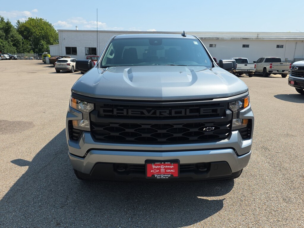 New 2026 Chevrolet Silverado 1500 Custom Truck