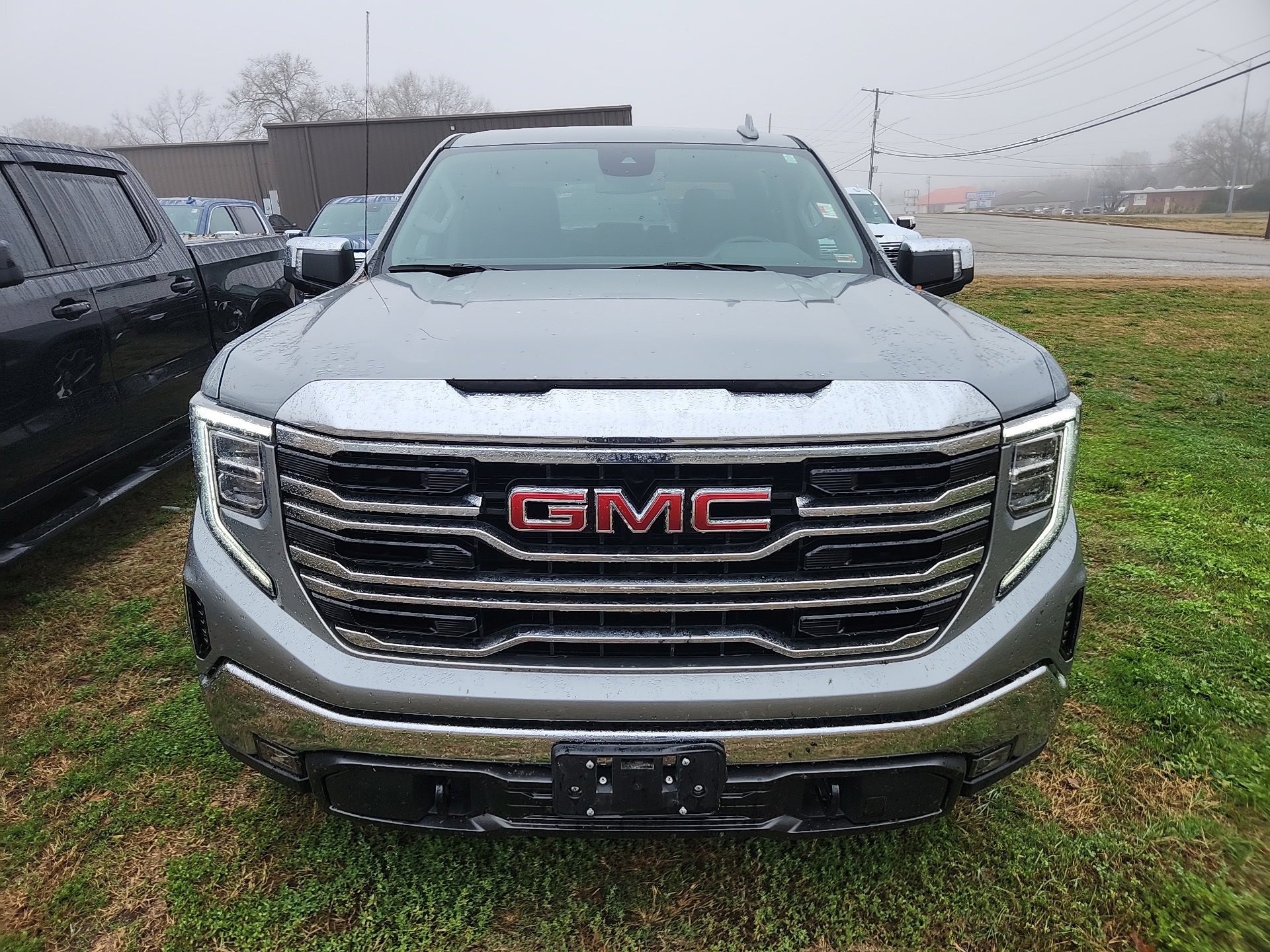 2023 Gmc Sierra 1500 SLT photo 2