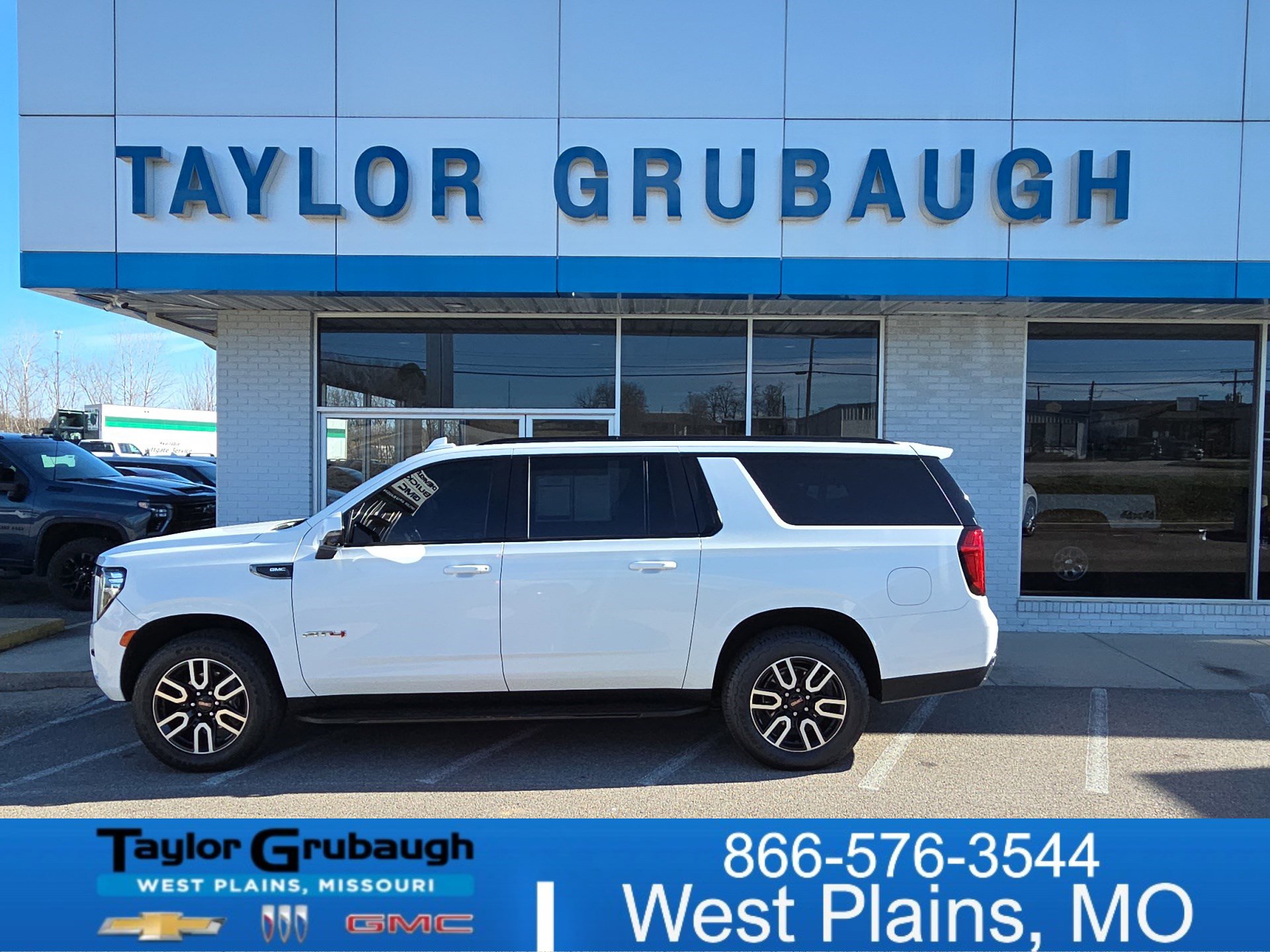 2023 GMC Yukon XL AT4's photo