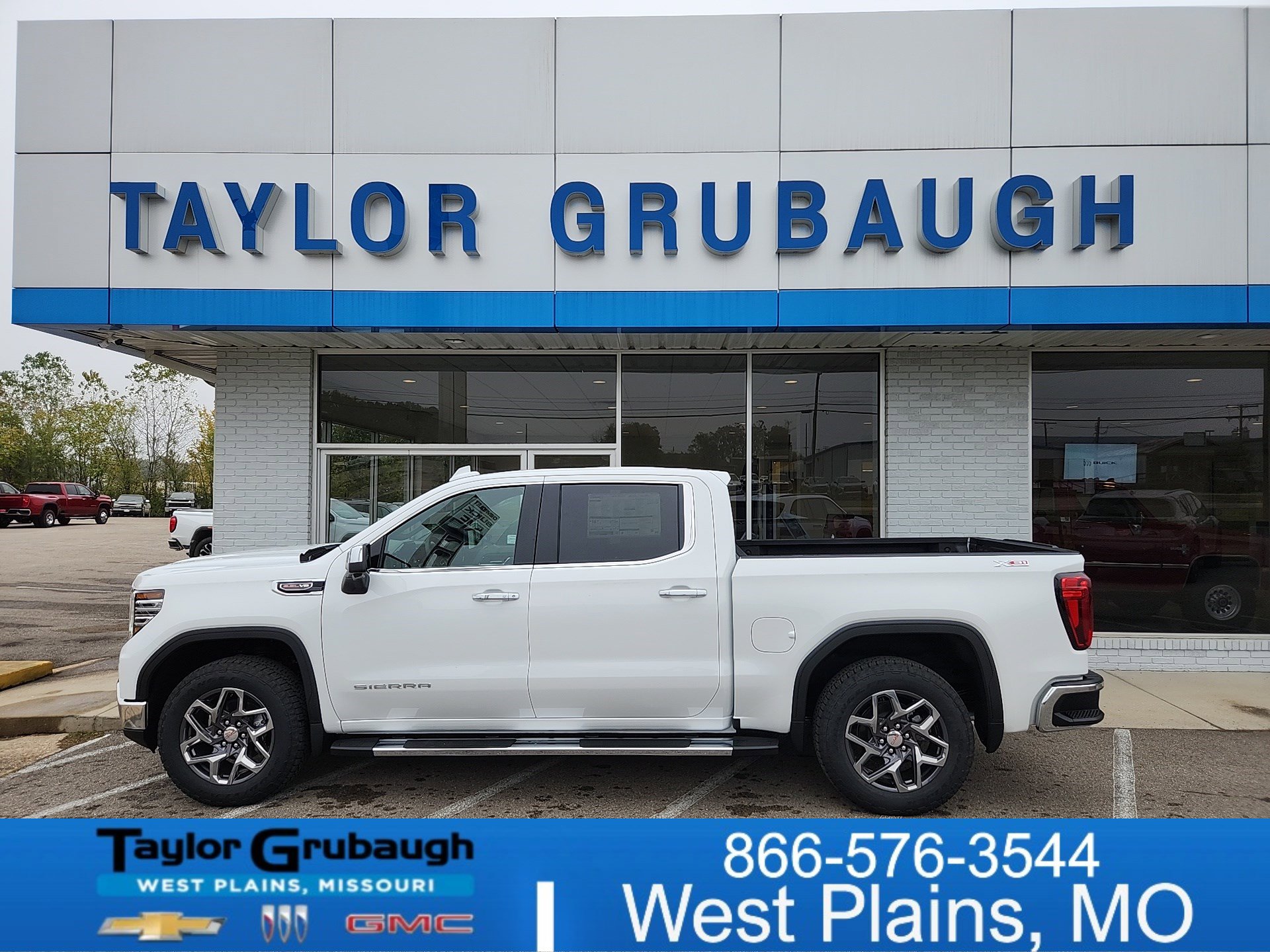 2026 GMC Sierra 1500 SLT's photo