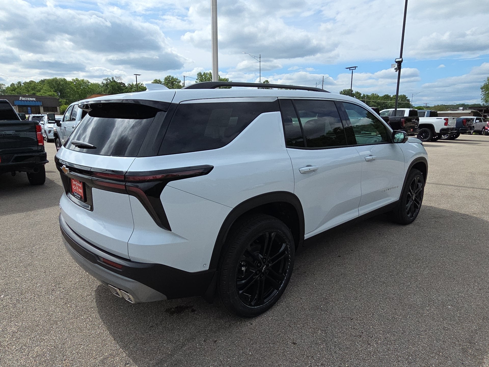 2026 Chevrolet Traverse LT - Photo 7