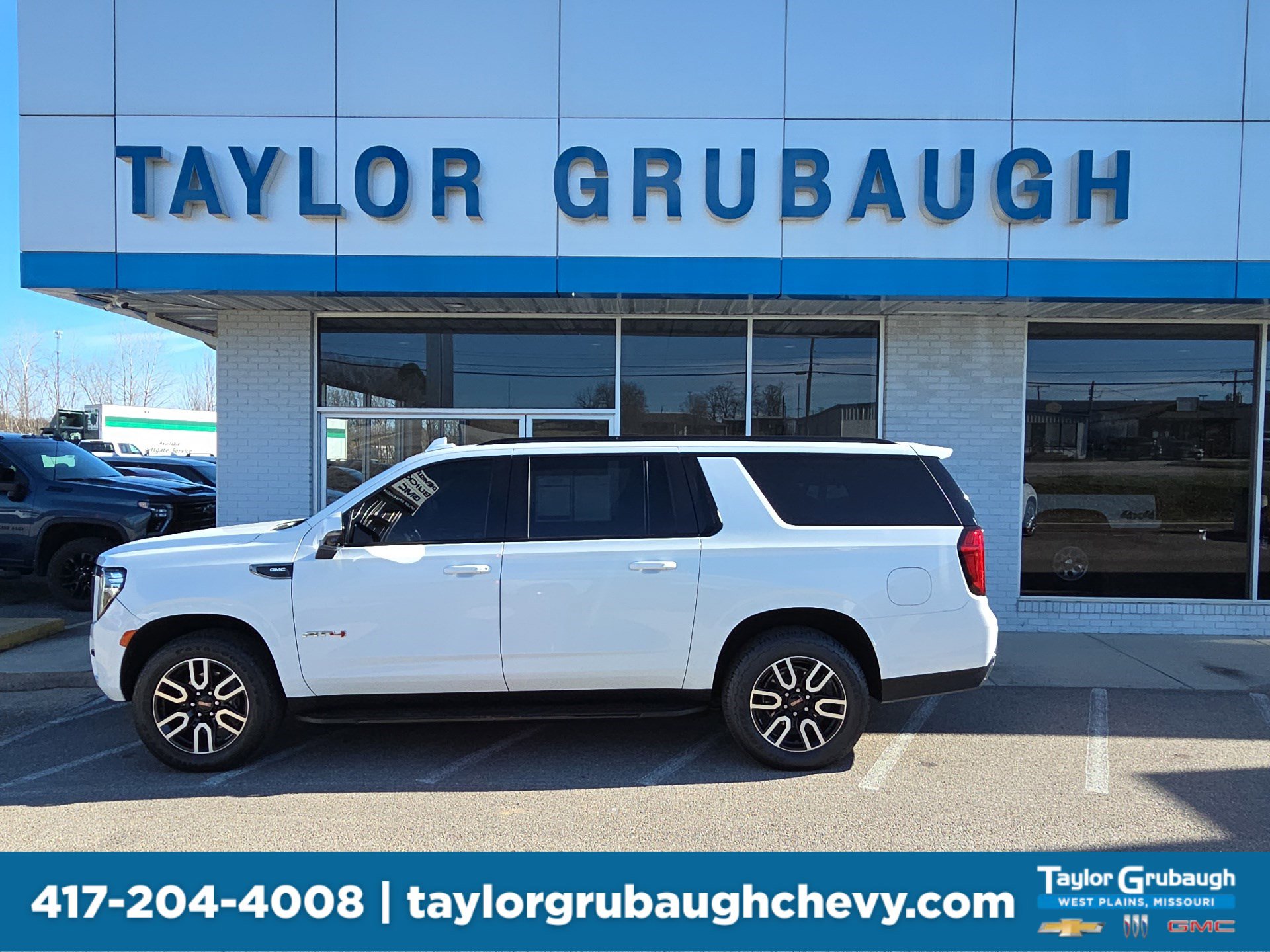 2023 GMC Yukon XL AT4's photo