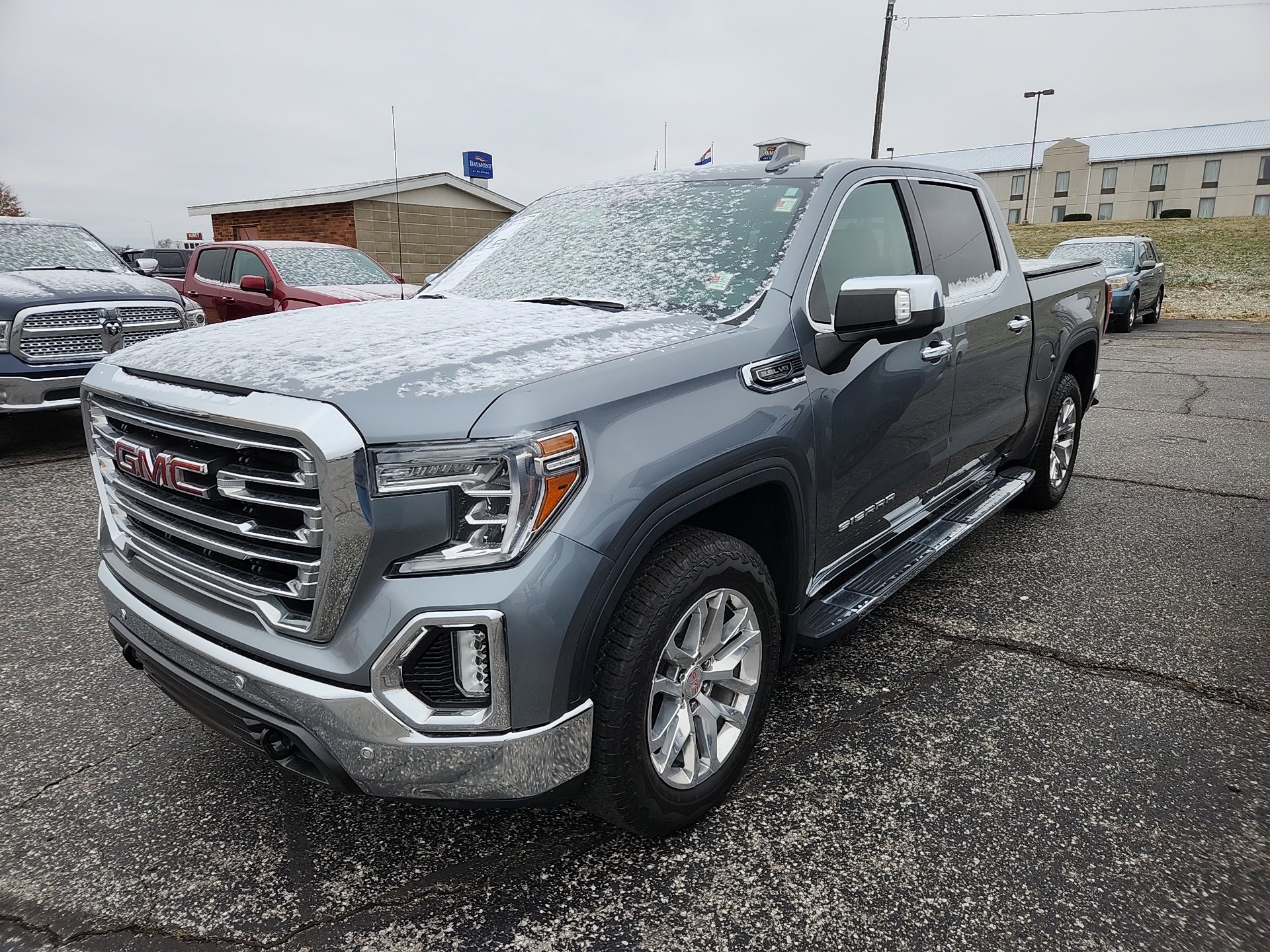 2019 Gmc Sierra 1500 SLT photo 3