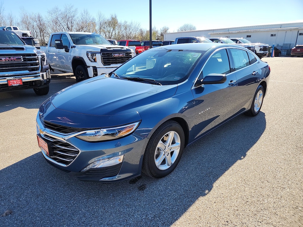Used 2024 Chevrolet Malibu 1LT Car