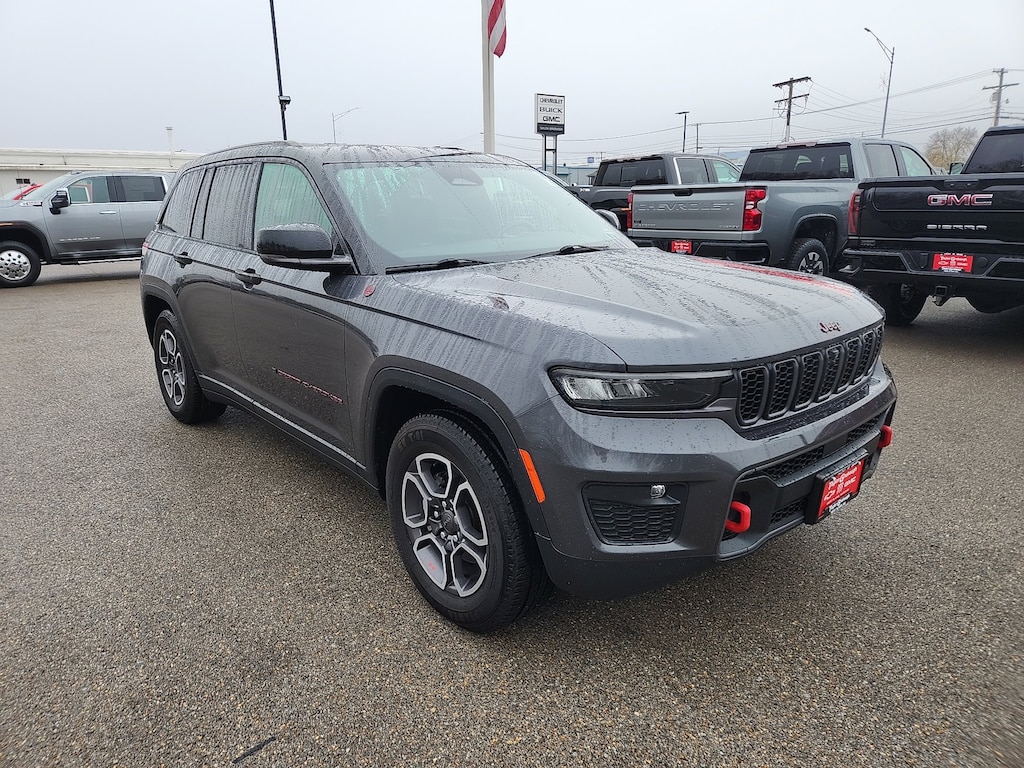 Used 2022 Jeep Grand Cherokee Trailhawk