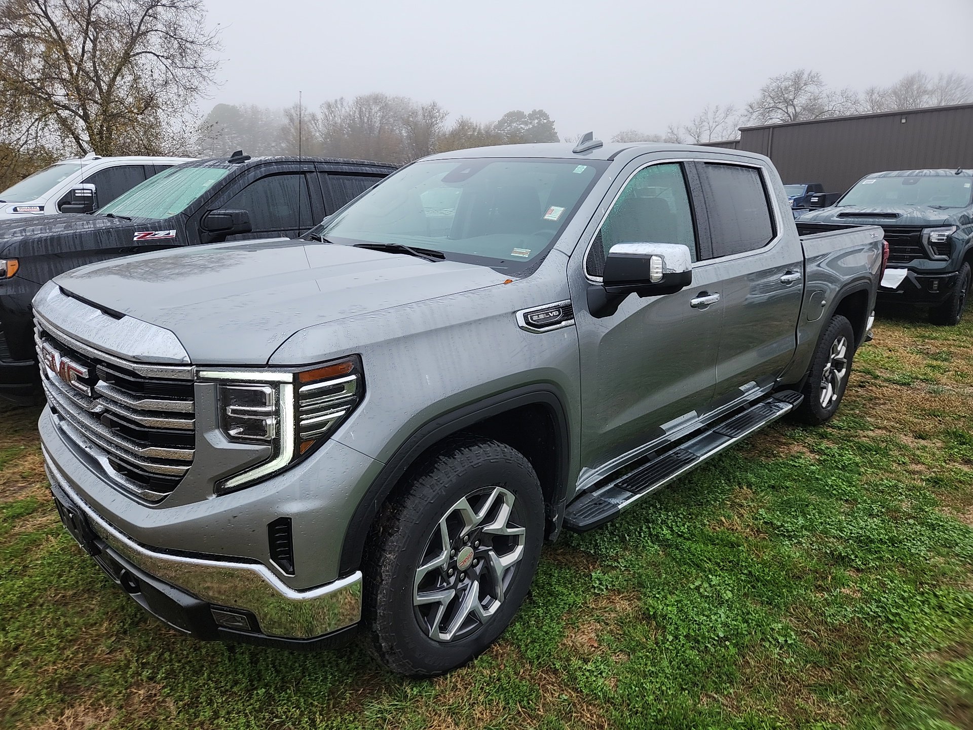 2023 Gmc Sierra 1500 SLT photo 3