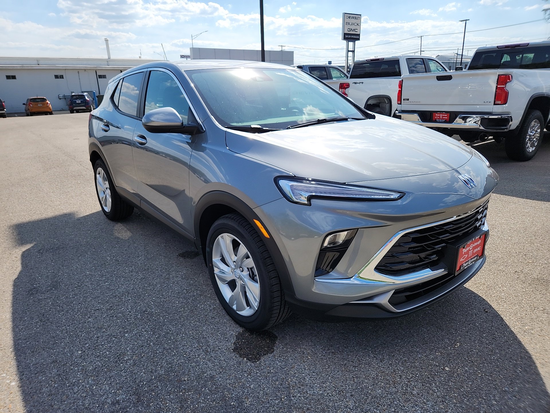 2026 Buick Encore GX Preferred photo 2