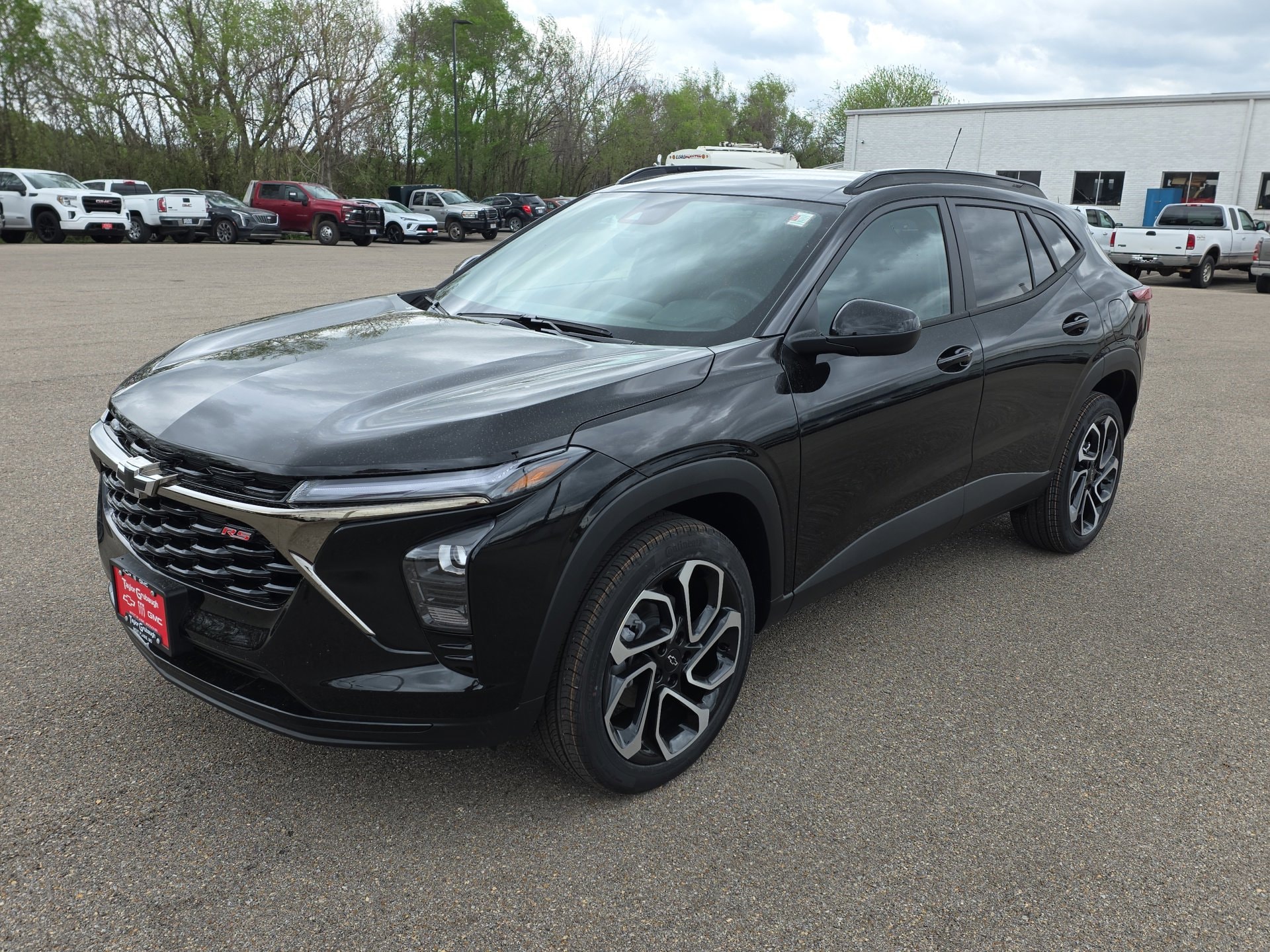 View vehicle photo 4