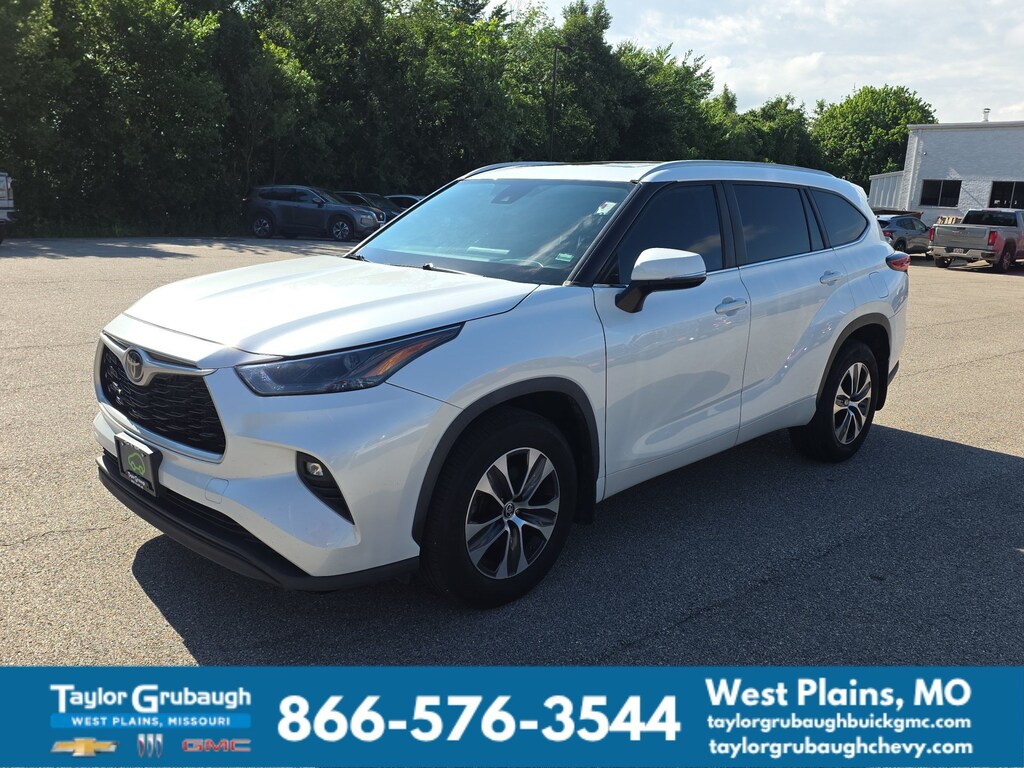 Used 2023 Toyota Highlander XLE SUV